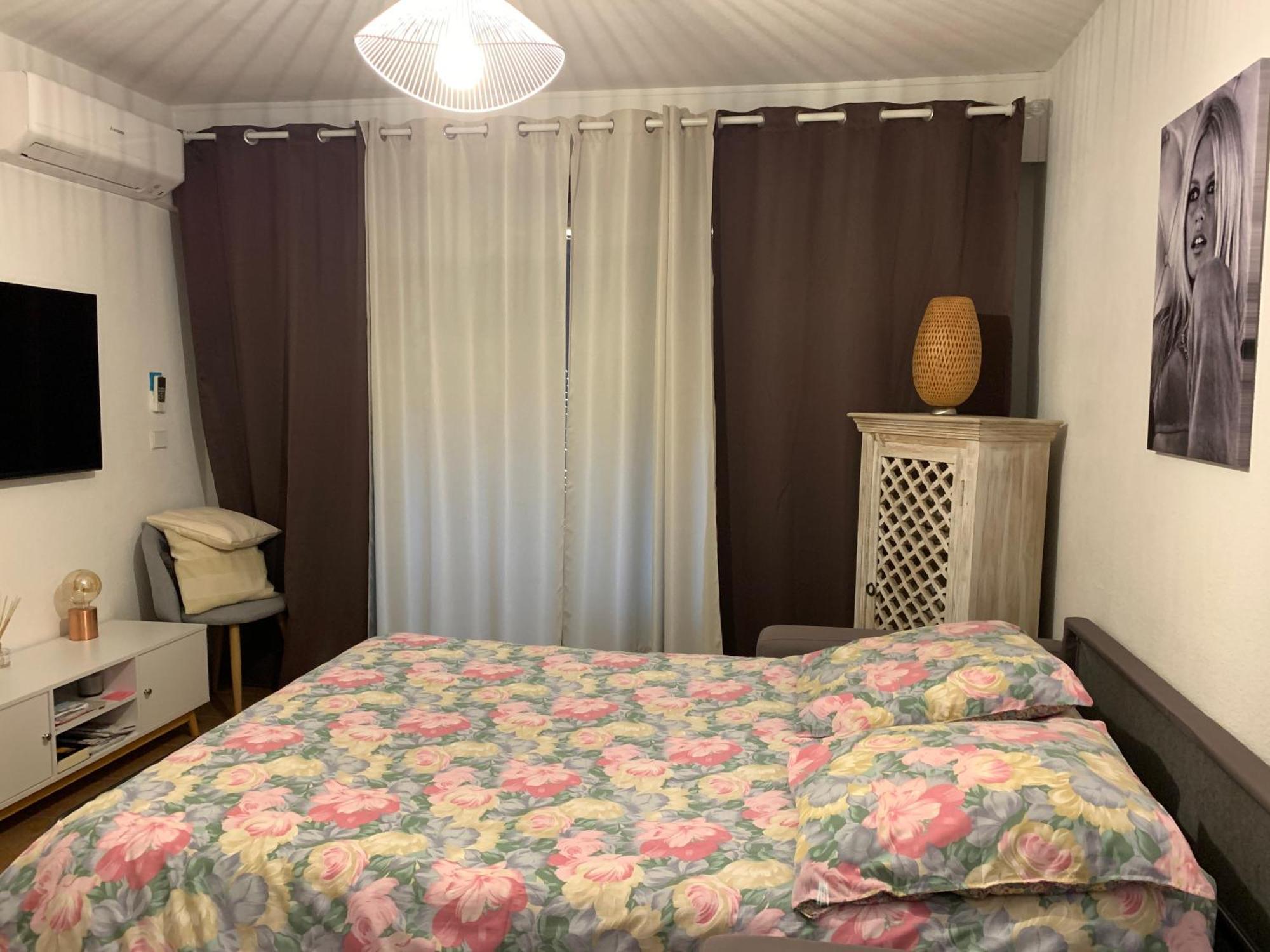 Appartement Rue De L'Amarrage A Port Grimaud Avec Terrasse Vue Canaux Et Garage Exteriör bild
