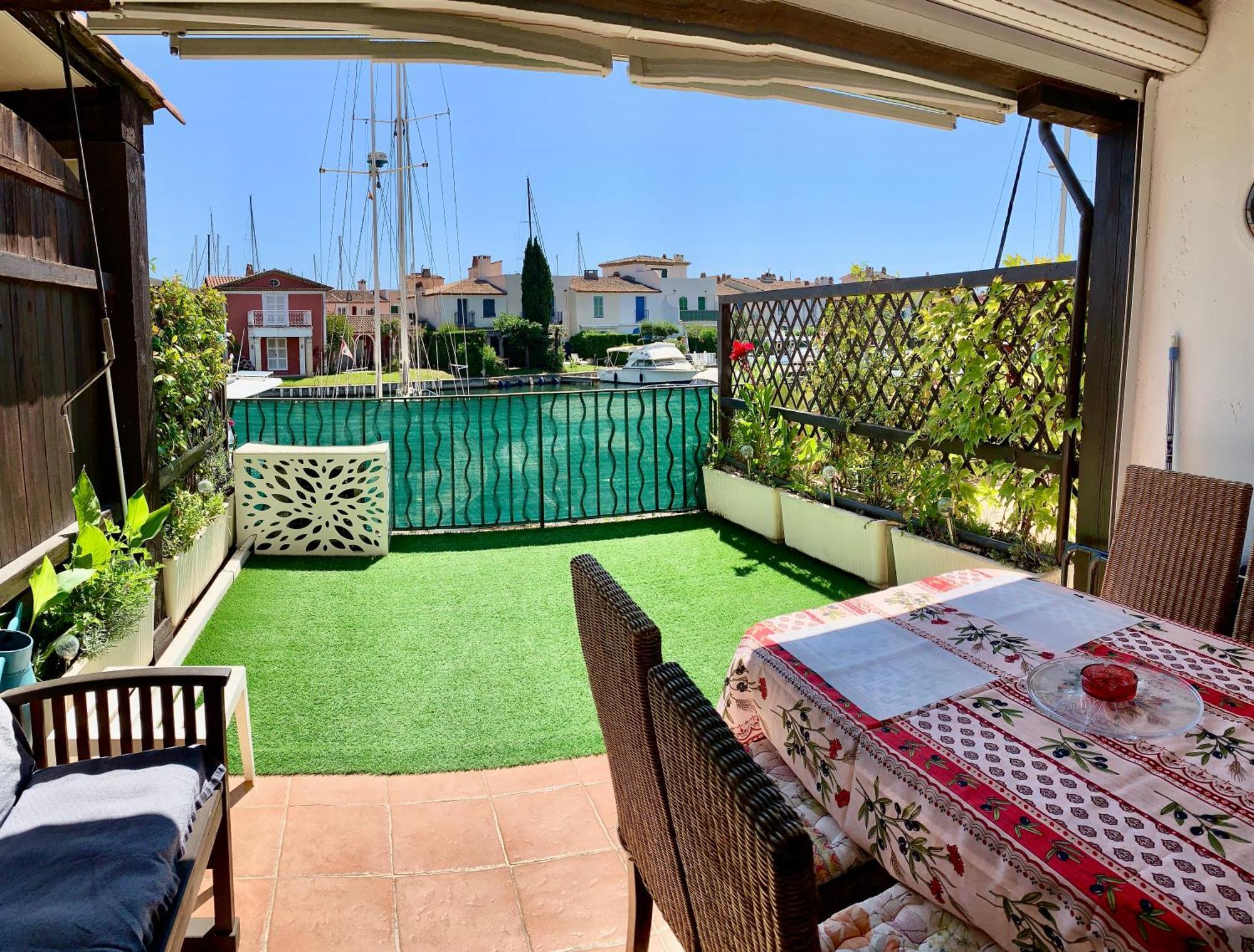 Appartement Rue De L'Amarrage A Port Grimaud Avec Terrasse Vue Canaux Et Garage Exteriör bild